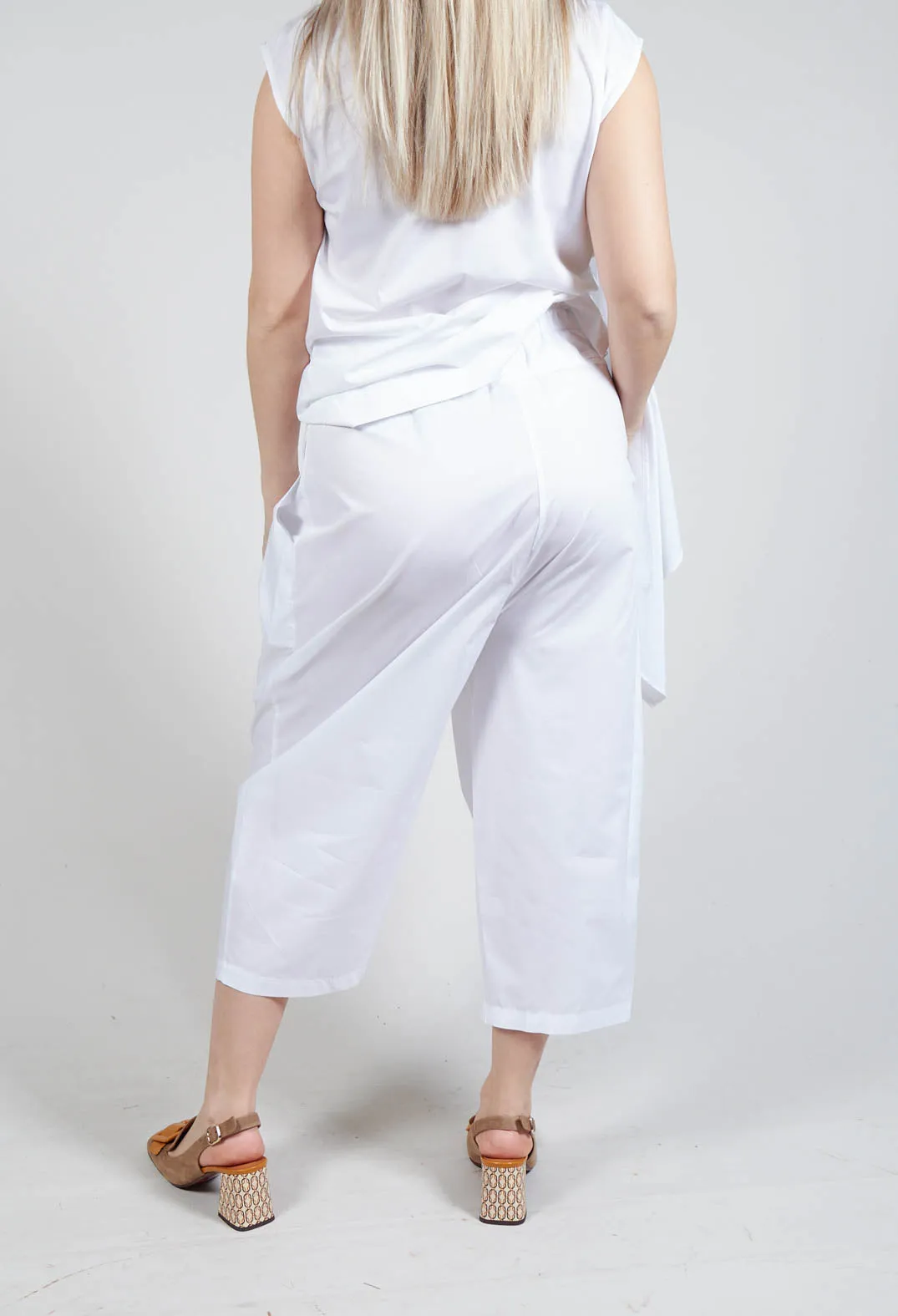 Balloon Leg Trousers in White