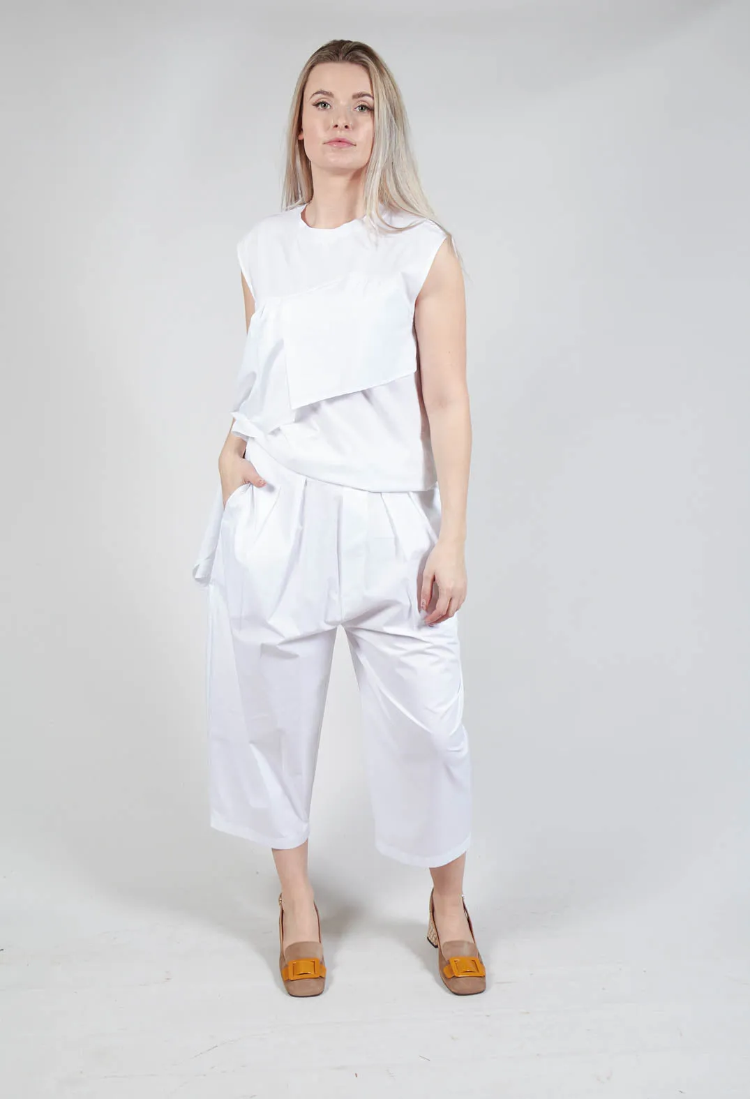 Balloon Leg Trousers in White