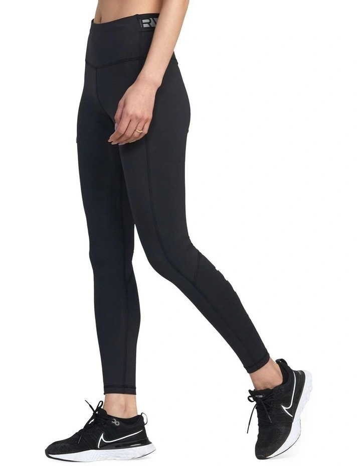 Compression Leggings in Black