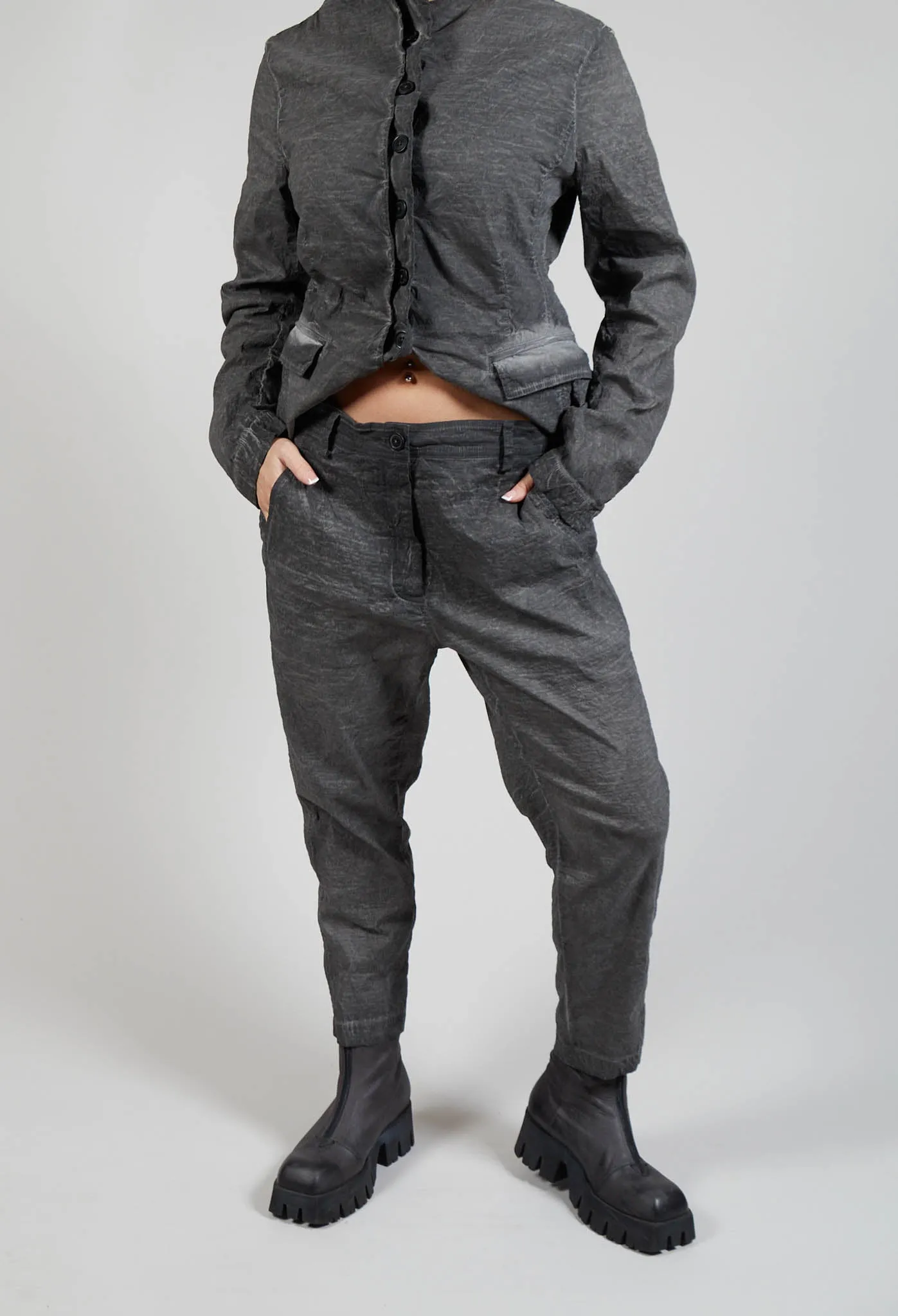 Cropped Trousers in Coal Cloud