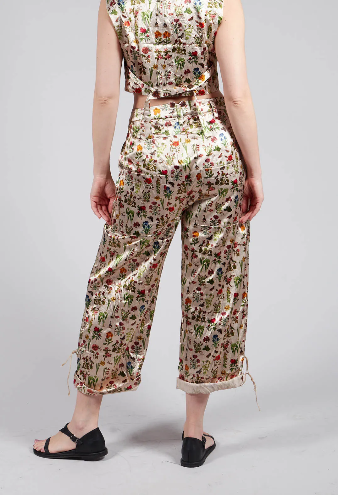 Cropped Trousers in Petite Fleurs