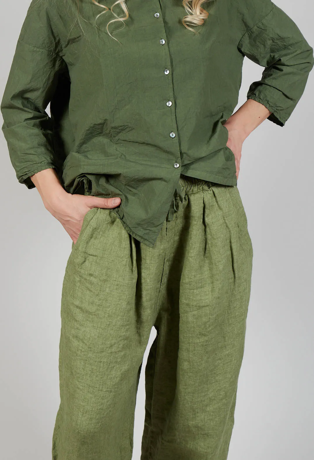 Linen Bragoni Trousers in Green