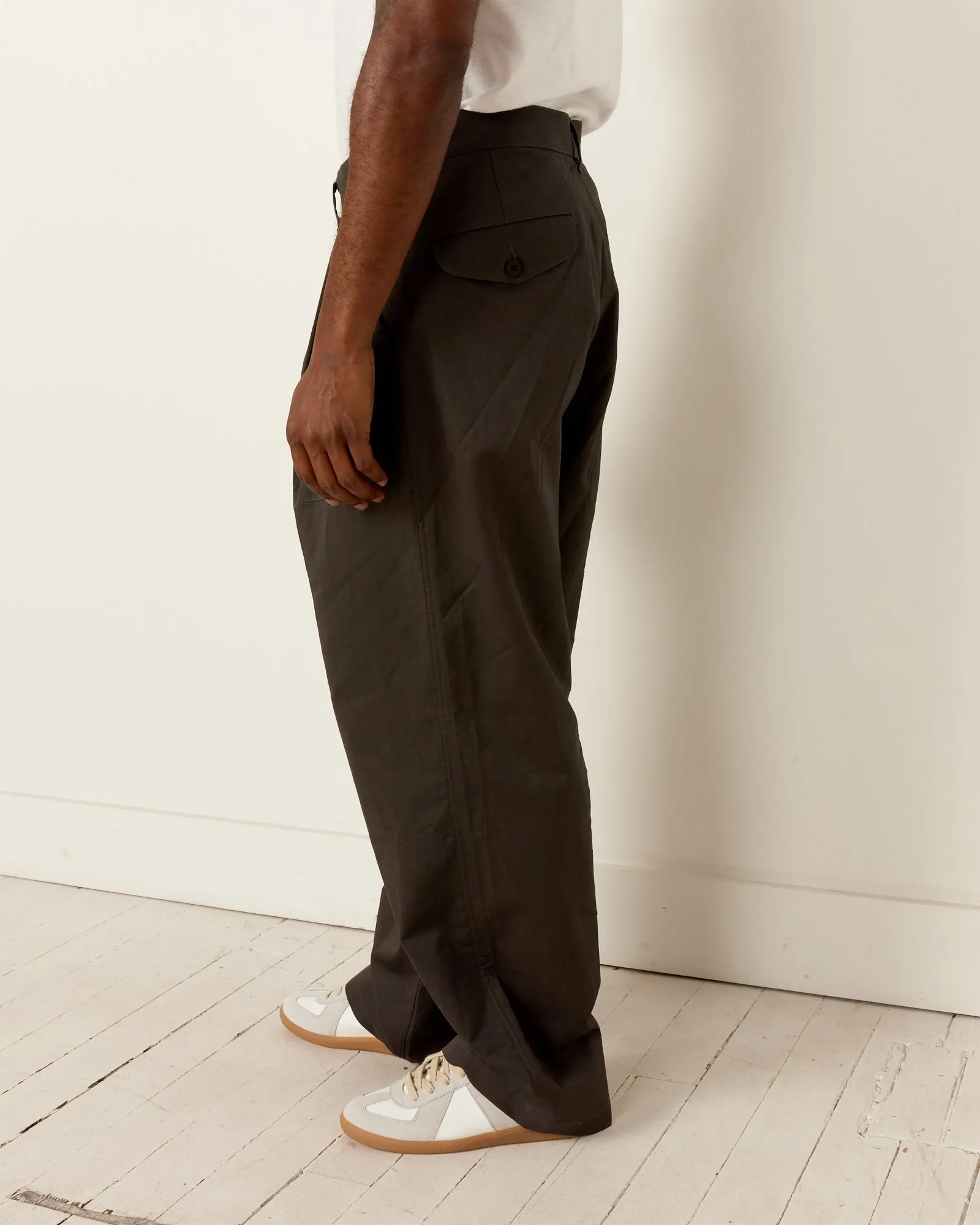 Linen Mixed Baker Pant in Charcoal