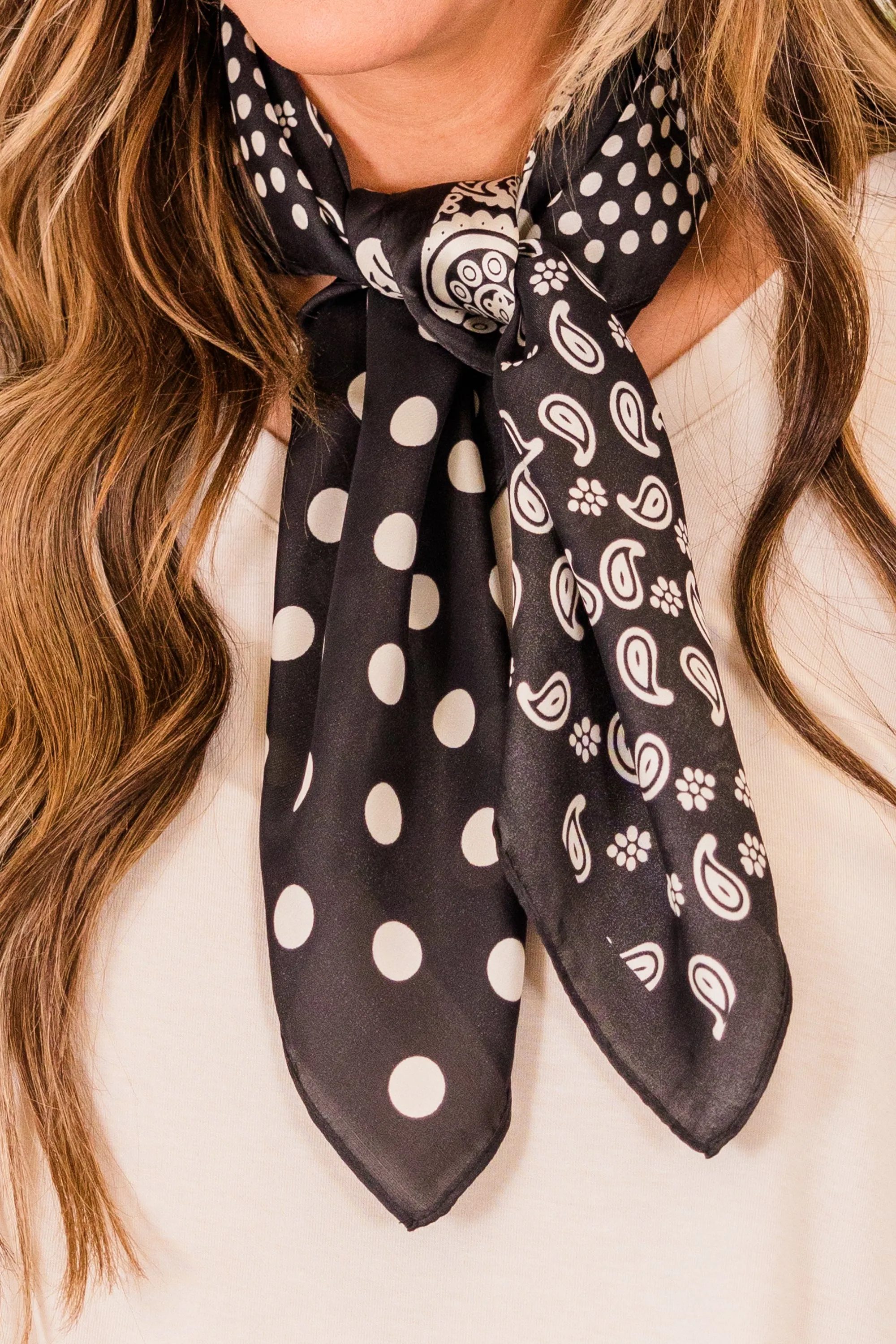 Little Bit Of Peace Scarf, Black