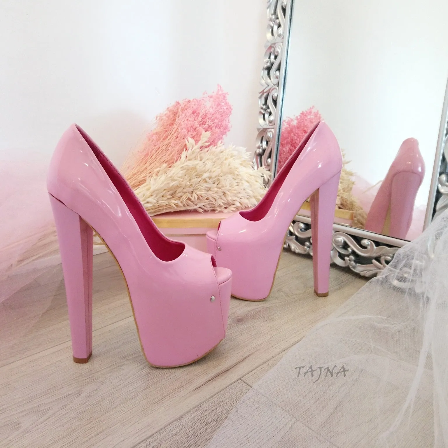 Peep Toe Pink Patent Leather 19 cm High Heel Platform Shoes