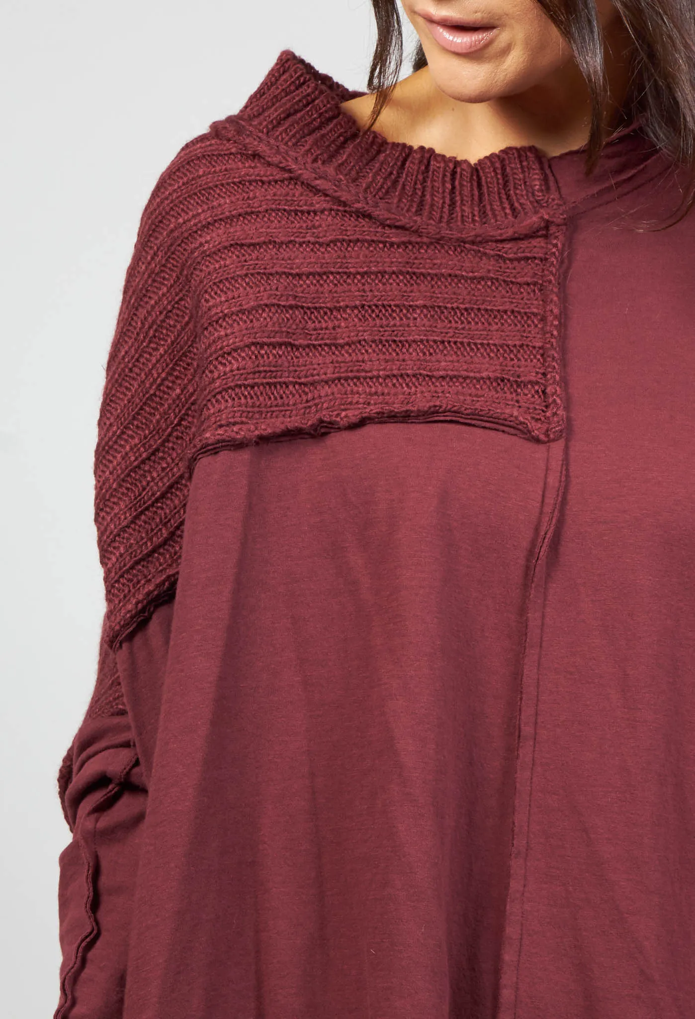 Relaxed Fit Jumper with Rib Detail in Wine