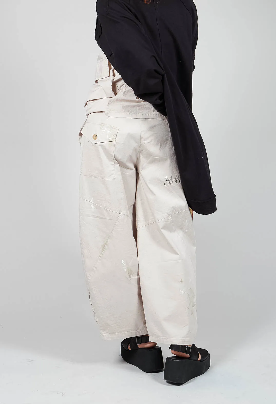 Signature Design Trousers in Beige