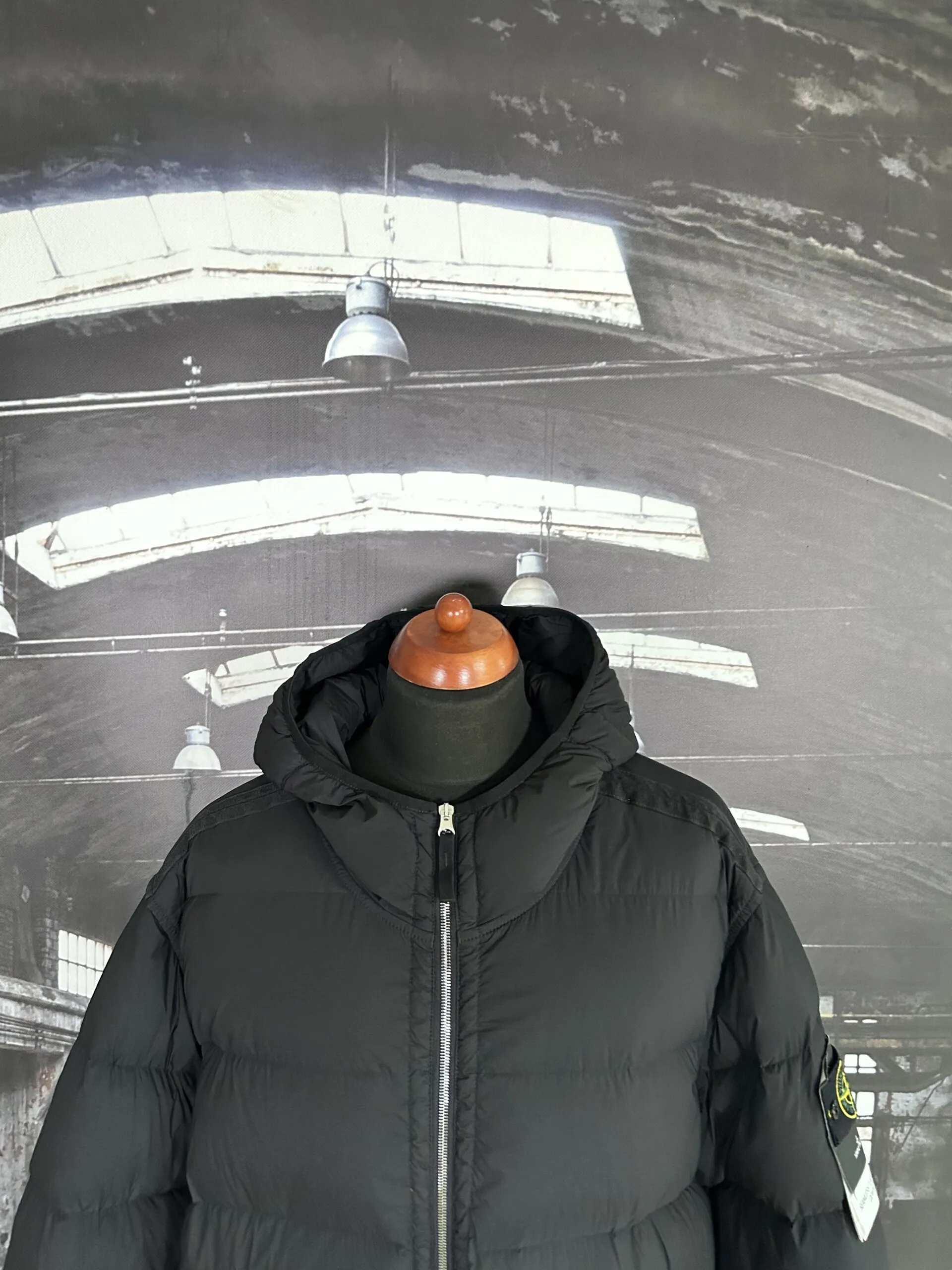 STONE ISLAND SEAMLESS TUNNEL NYLON DOWN TC