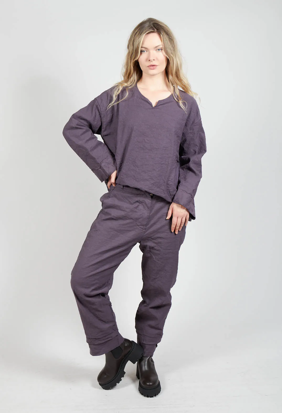 Straight Leg Trousers in Melanzana