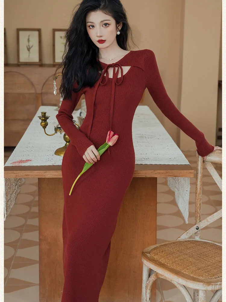 Vampire-Red Knitted Femme Fatale Dress