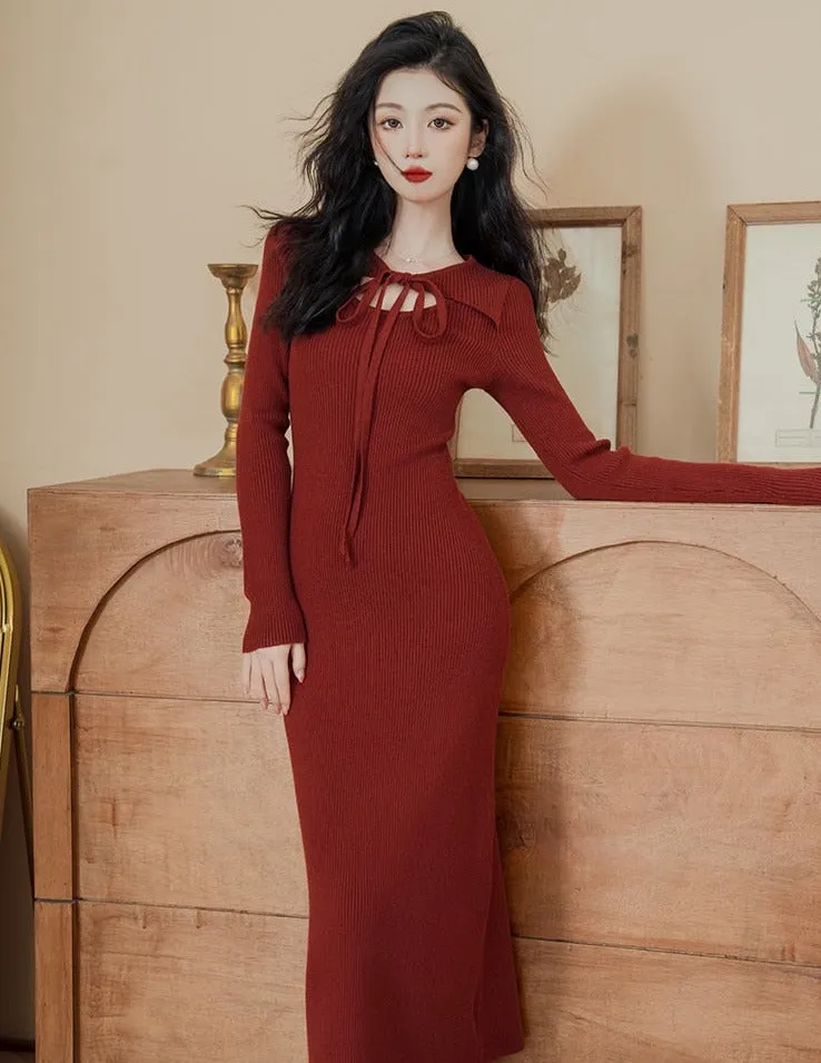 Vampire-Red Knitted Femme Fatale Dress