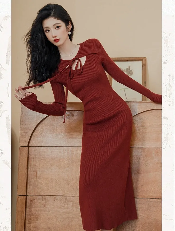 Vampire-Red Knitted Femme Fatale Dress