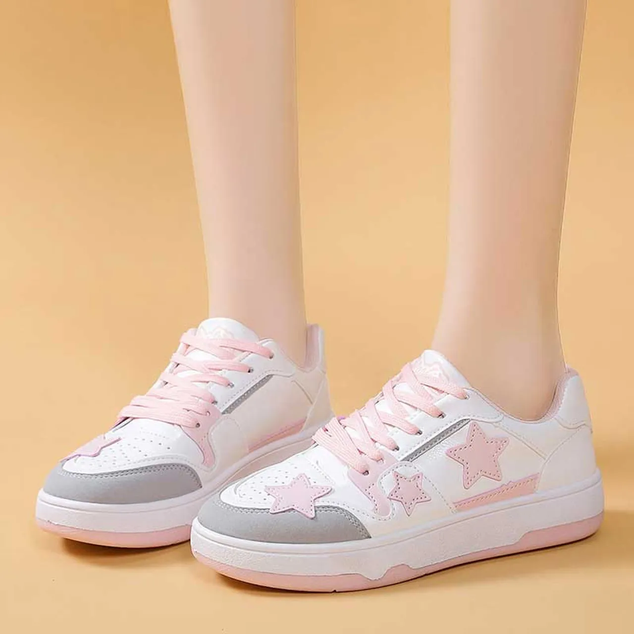 White pink star pattern print shoe sneaker